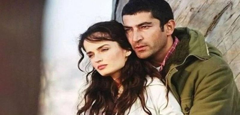 Acı Hayat Dizisinin Nermin'i Selin Demiratar son haliyle büyüledi! Tanıyan çıkmıyor 1